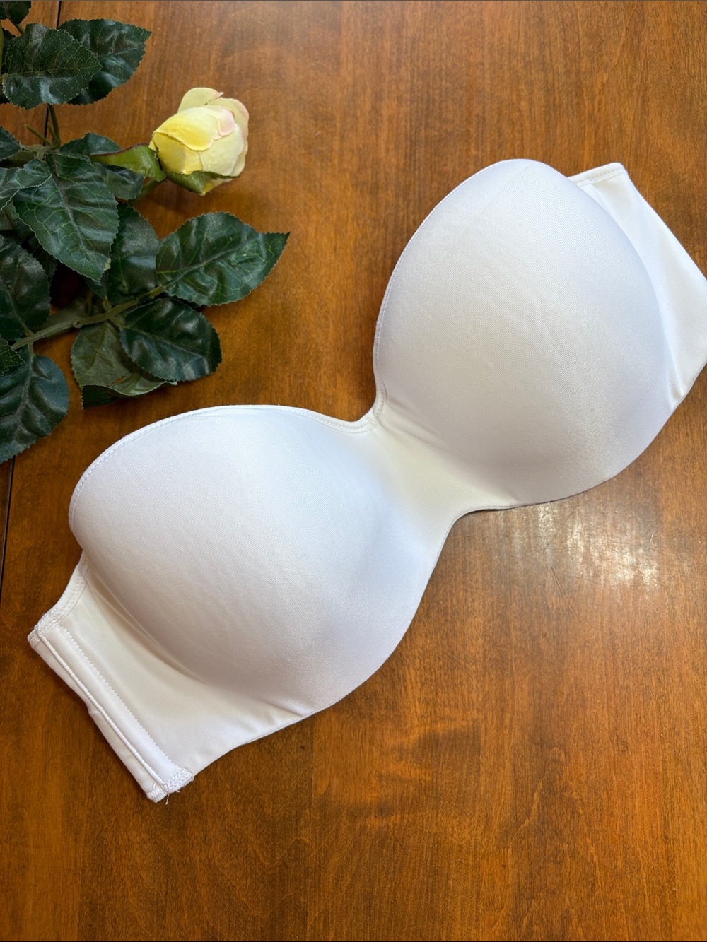 Sweet Nothings by  Maidenform Strapless Underwire Bra - White 38C